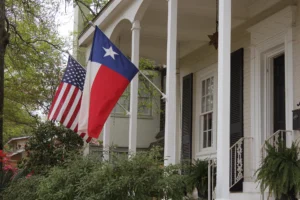 texas and usa flags | texas hoa laws